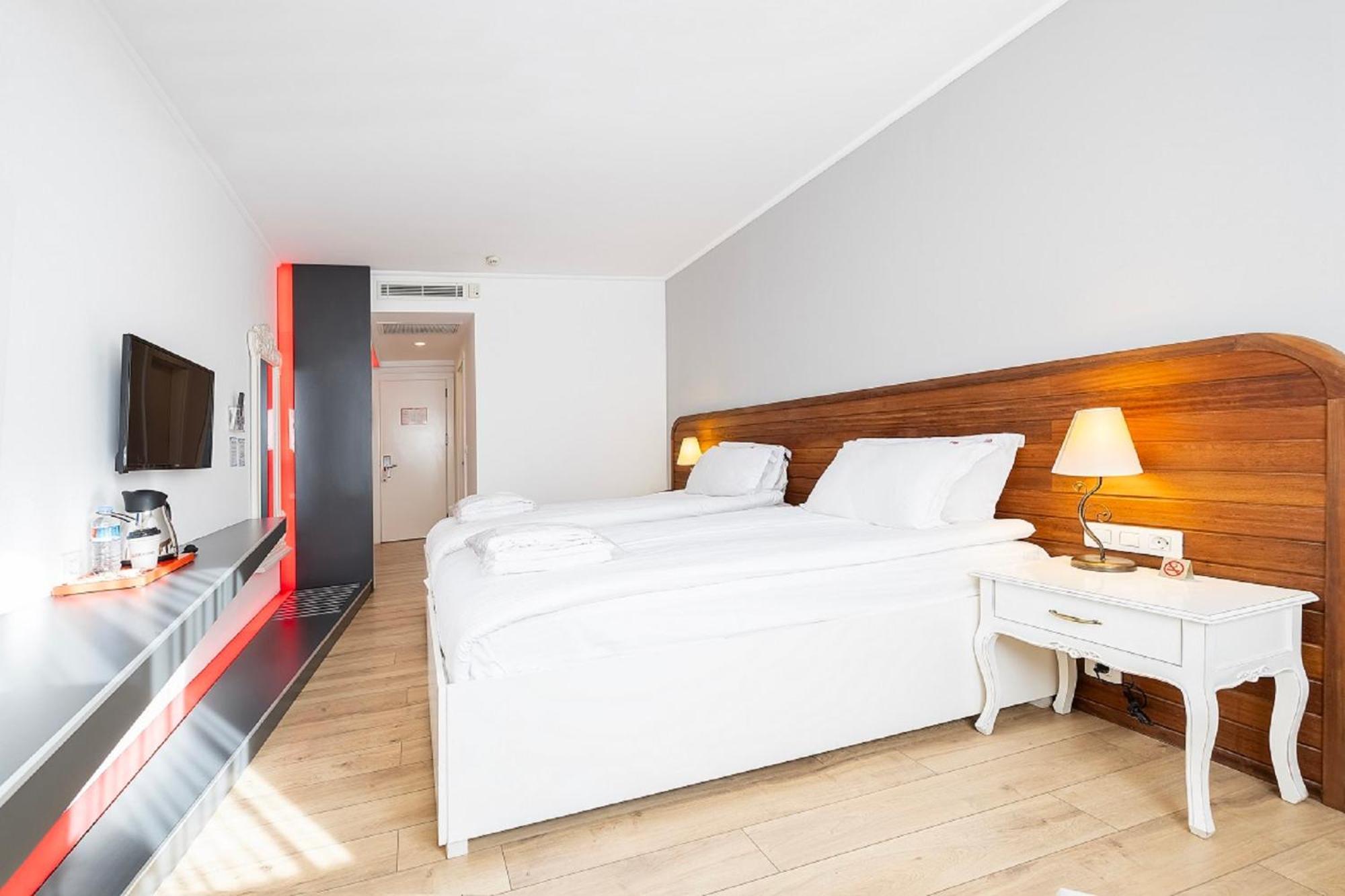 Beyond Hotel Izmir